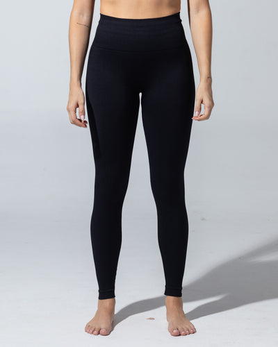 The Seamless Legging in black, high-rise waistband and full-length leg, front view
