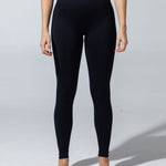 Seamless Legging in jet black