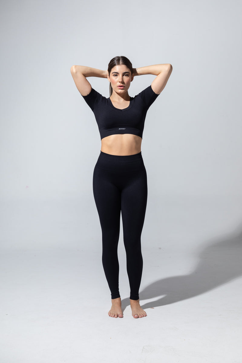 The Black Crop Set: crop top and legging in jet black